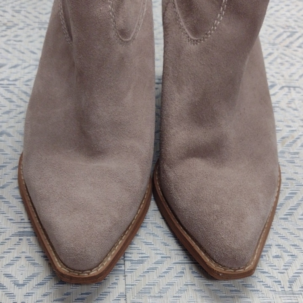 Zodiac Women's Suede Ankle Boots - Cream - Picture 5 of 12